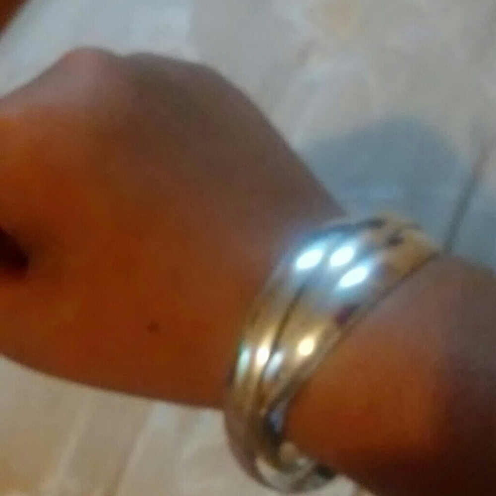 Silver M.K bracelet/jewelry - Picture 2 of 2